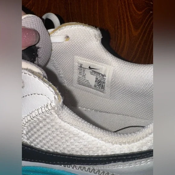 Nike Air Max Excee White Oracle Aqua Barley Volt Women’s Sneakers - Picture 9 of 10